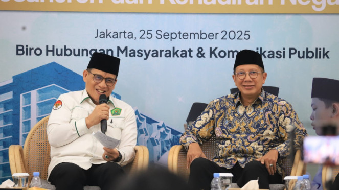 Wamenag Romo Muhammad Syafii  dan mantan Menag Lukman Hakim Saifuddin  
