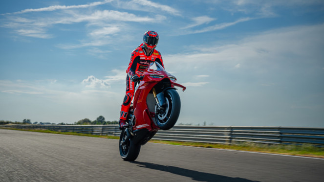 Ducati Panigale V4 R