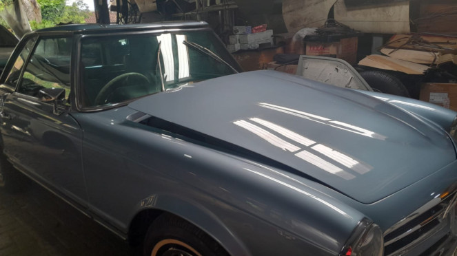 Mobil klasik Mercedes-Benz 280 SL BJ Habibie yang dibeli Ridwan Kamil