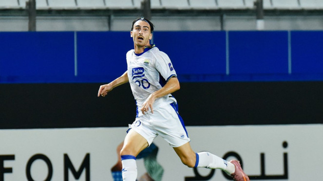 Pemain Persib Bandung, Andrew Jung