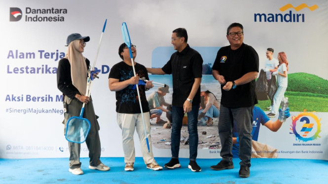 Aksi Bersih Mandiri