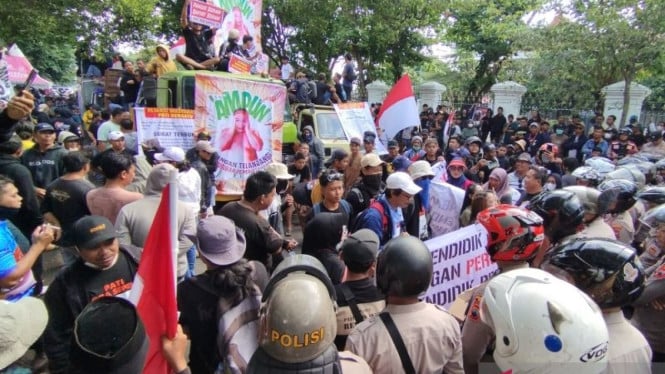 Aksi demo warga Kabupaten Pati, Jawa Tengah