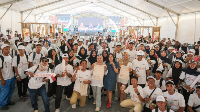 Mandiri Looping for Life Edukasi 1.000 Siswa Mandalika