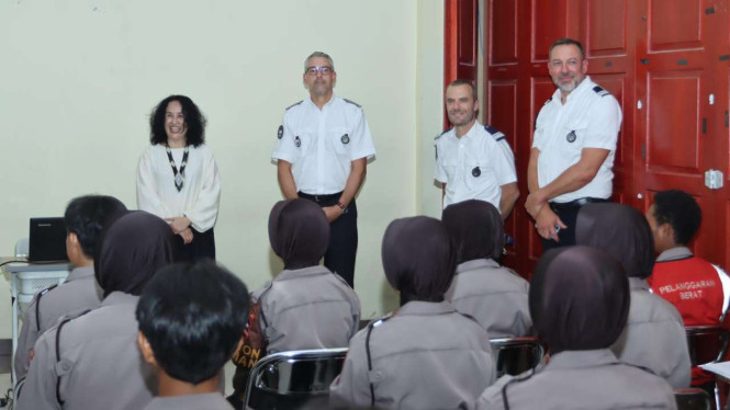 Kepolisian Prancis kunjungi Sepolwan Lemdiklat Polri