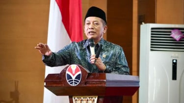 Menteri Koperasi Ferry Juliantono
