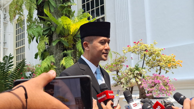 Menteri Transmigrasi, M Iftitah Sulaiman Suryanagara