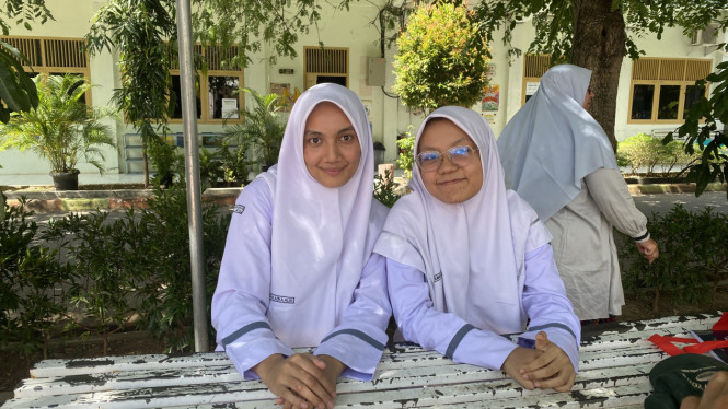 Siswi SMAN 10 Fajar Harapan Banda Aceh