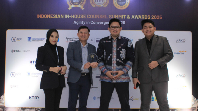 PT Pegadaian Raih Penghargaan Indonesian In-House Counsel Awards 2025