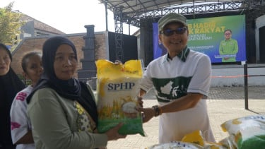 Anggota DPR RI Dapil Malang Raya, Hasanuddin Wahid menggelar pasar murah