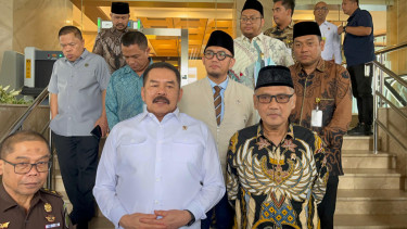 Jaksa Agung ST Burhanuddin menerima kunjungan Menteri Haji dan Umrah (Menhaj)