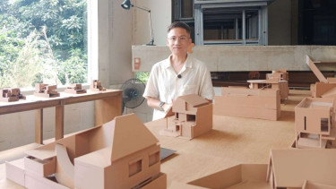 Pameran A Life Less Ordinary oleh studio Atelier Riri