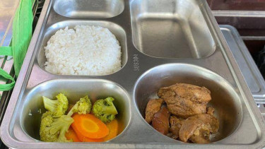 Menu Makan Bergizi Gratis (MBG) terdiri dari nasi, ayam dan sayur