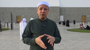Habib Novel Alaydrus, pimpinan Majelis Ilmu dan Dzikir Ar-Raudhoh, Solo