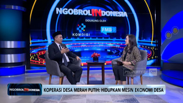 Menteri Koperasi RI, Ferry Juliantono (kiri)