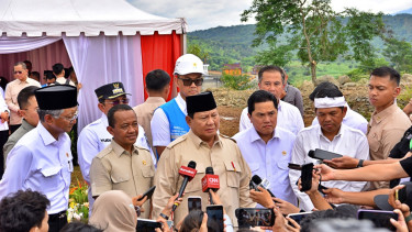 Menteri ESDM Bahlil Lahadalia dampingi Presiden Prabowo Subianto 