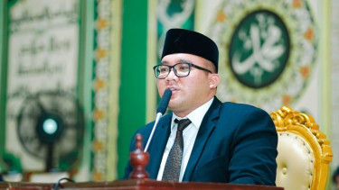 Pimpinan ponpes Darunnajah 8 Cidokom, KH. Rifdy Izdihar M.A
