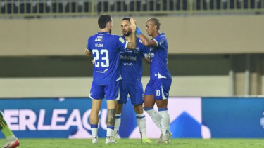 Pemain Persib merayakan gol ke gawang Selangor