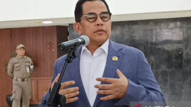 Sekjen DPR RI, Indra Iskandar di Kompleks Parlemen, Senayan, Jakarta Pusat