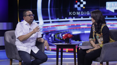 Kepala Staf Kepresidenan, Muhammad Qodari (kiri)