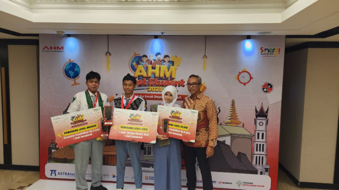 Para Pemenang AHM Best Student 2025 dan Corporate Communication AHM, Muhibbuddin