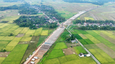 Proyek Jalan Tol Serang - Panimbang.
