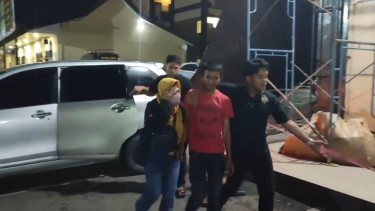 Staf desa kedapatan selingkuh nyaris diamuk warga diamankan polisi