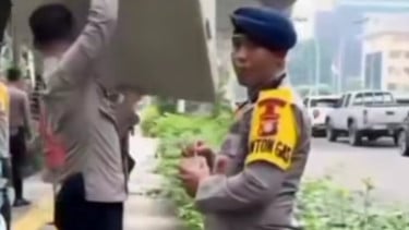Oknum polisi ketahuan godain wanita di Jaksel