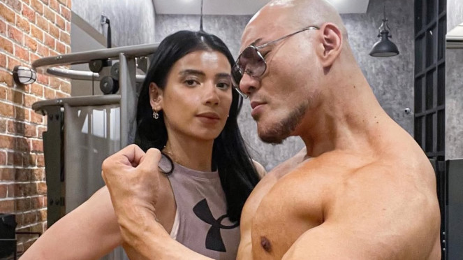 Sabrina Chairunnisa dan Deddy Corbuzier.