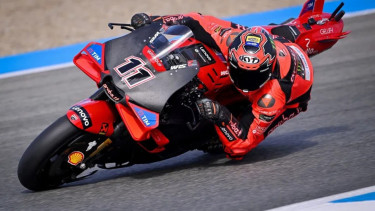 Pebalap asal Italia, Nicolo Bulega, Siapa Nicolo Bulega? Dari Moto2, Supersport, hingga Superbike, Dukungan Penuh dari Ducati, Persiapan Menuju MotoGP 2026 dan 2027, Apa yang Bisa Diharapkan dari Bulega di MotoGP?