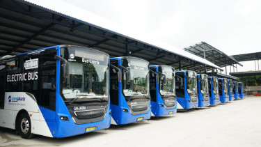 Bus Listri Rakitan VKTR