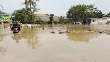 Banjir di Kabupaten Bekasi akibat luapan Kali Cikarang
