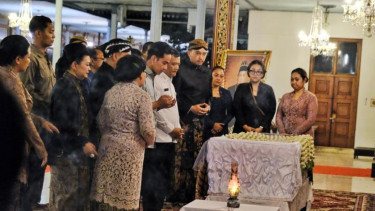 Wapres Gibran melayat Raja Keraton Surakarta Hadiningrat Paku Buwono XIII