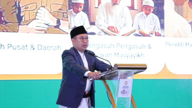 Ketua Majelis Masyayikh, KH Abdul Ghaffar Rozin