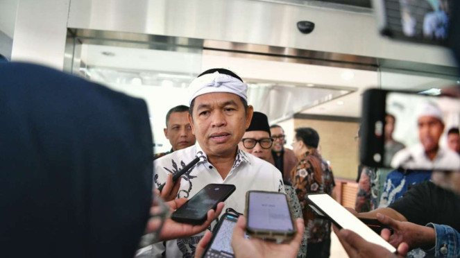 Gubernur Jawa Barat Dedi Mulyadi 
