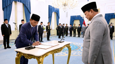 Eks Kapolri Idham Azis dilantik menjadi komisi reformasi Polri
