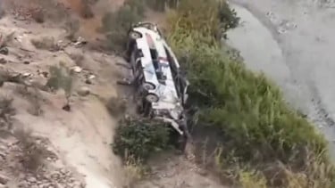 Bus di Peru jatuh ke jurang, 37 orang tewas