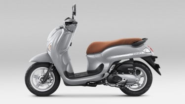 Honda Scoopy Stylish Grey