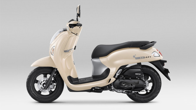 Honda Scoopy Fashion Milk