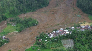 Longsor di Banjarnegara, November 2025