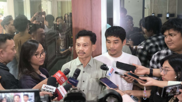 Aliansi Masyarakat Pemantau Konstitusi melaporkan Komisi III DPR RI buntut polemik ijazah palsu Hakim MK Arsul Sani