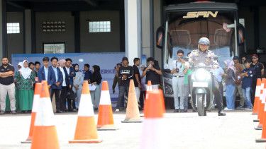 Kampanye keselamatan lalu lintas.