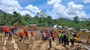 Pencarian korban longsor Banjarnegara