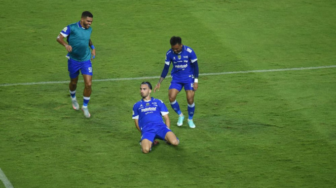Pemain Persib, Andrew Jung Cetak Gol