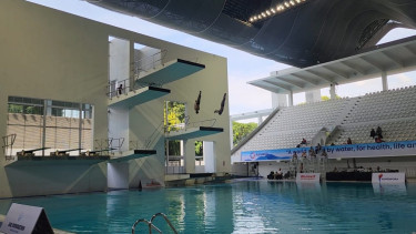 Loncat Indah dalam ajang Indonesia Open Aquatic Championships (IOAC) 2025