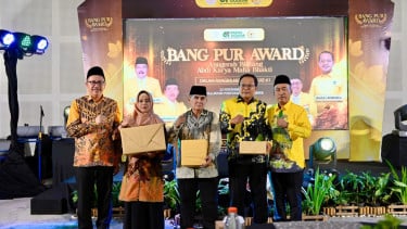 Acara Bang Pur Award