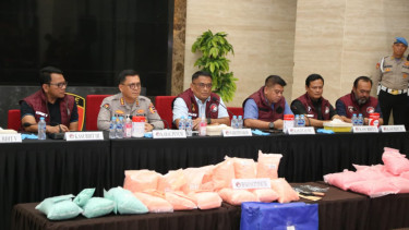 Bareskrim Polri rilis kasus kepemilikan 194.631 Butir Ekstasi di Tol Lampung