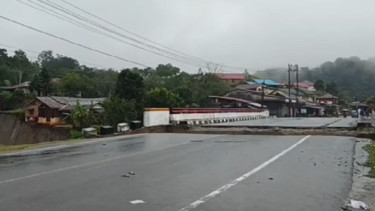 Jalan menghubungkan Bireuen dengan Takengon, Kabupaten Aceh Tengah putus
