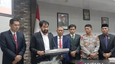 Gubernur Aceh Muzakir Manaf menetapkan Aceh tanggap darurat bencana