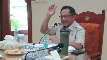 Mendagri Tito saat Rapat Koordinasi Kepala Daerah se-Provinsi Maluku Tahun 2025