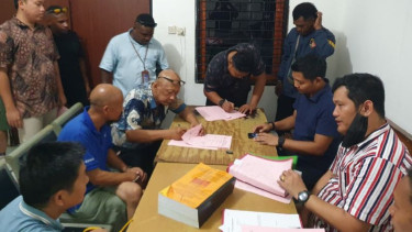 5 wna Cihna tersangka kasus penambangan emas ilegal di Senggi, Jayapura, Papua